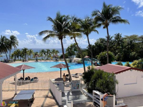 Village Vacances Sainte Anne - Vue exceptionnelle Piscine et Plage Vue mer - Barbadine 1010 by Studios Barbadine